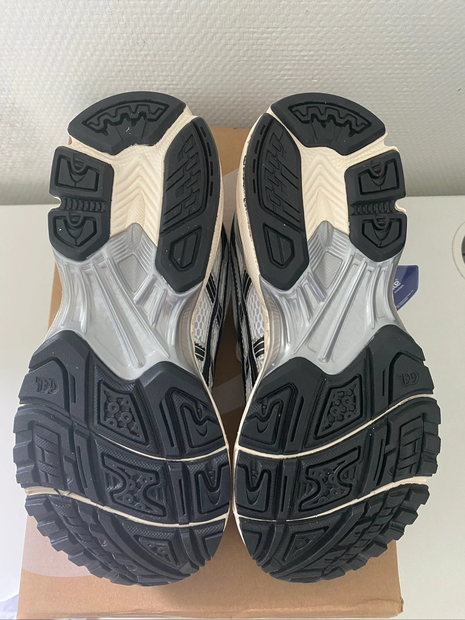 Roze Asics keyano gel 14 Shoes Size: 41.5 • New with tag – photo 3